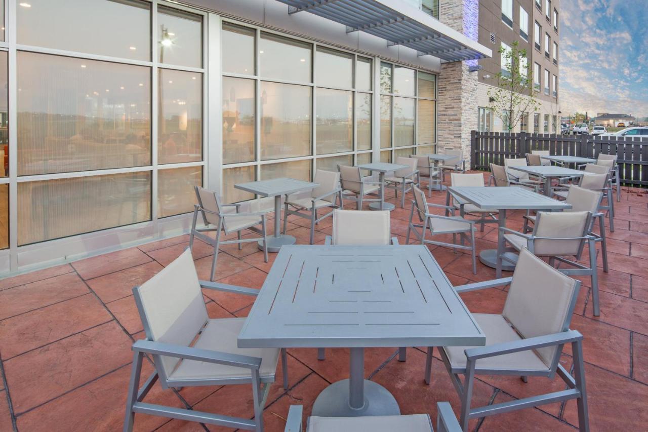 Holiday Inn Express & Suites - Indianapolis Nw - Zionsville By Ihg Whitestown Exterior foto